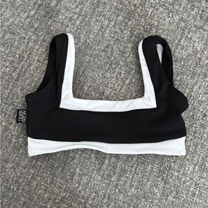 Tiger Friday - Joy Reversible Crop Top - Tux - CL